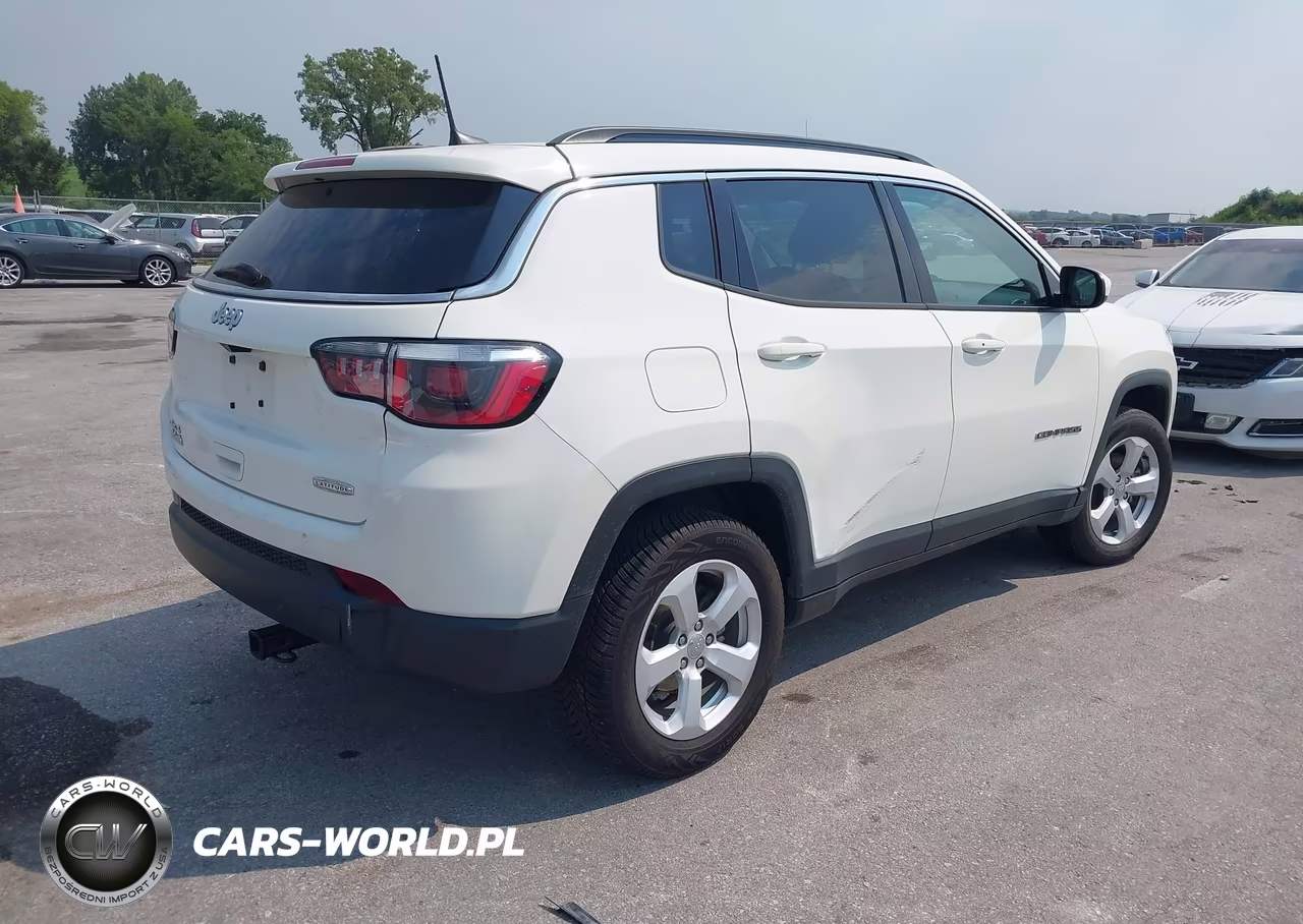 2020 Jeep Compass Latitude 4X4 VIN:3C4NJDBB1LT230565 - 4