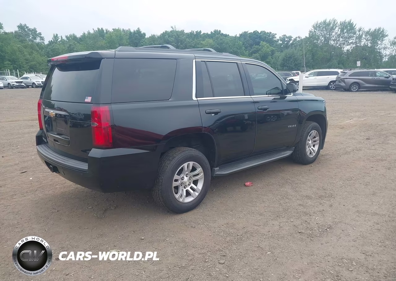 2017 Chevrolet Tahoe Lt VIN:1GNSKBKC2HR119043 - 4