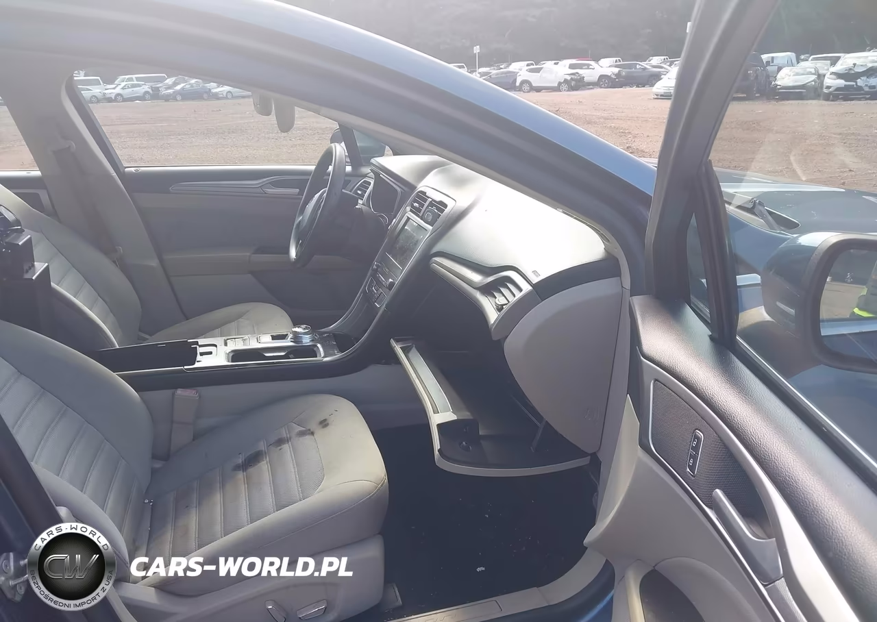 2019 Ford Fusion Se VIN:3FA6P0H79KR123070 - 5