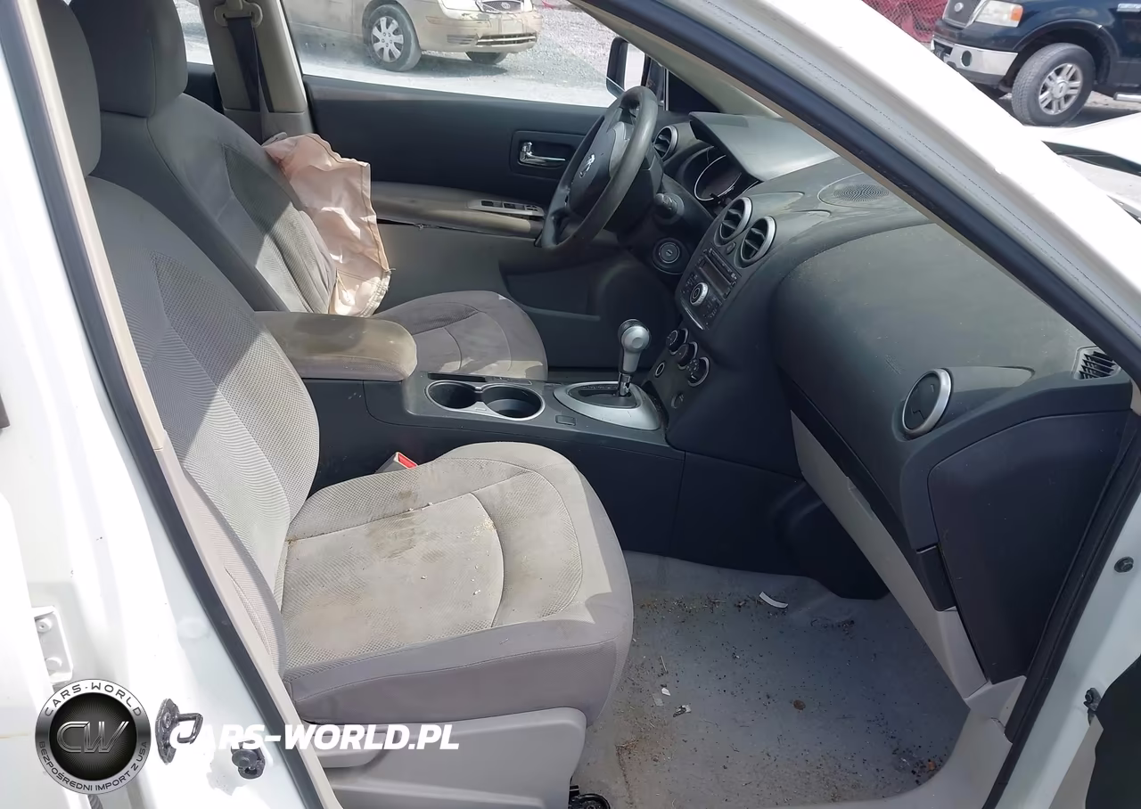 2013 Nissan Rogue S VIN:JN8AS5MV5DW649415 - 5