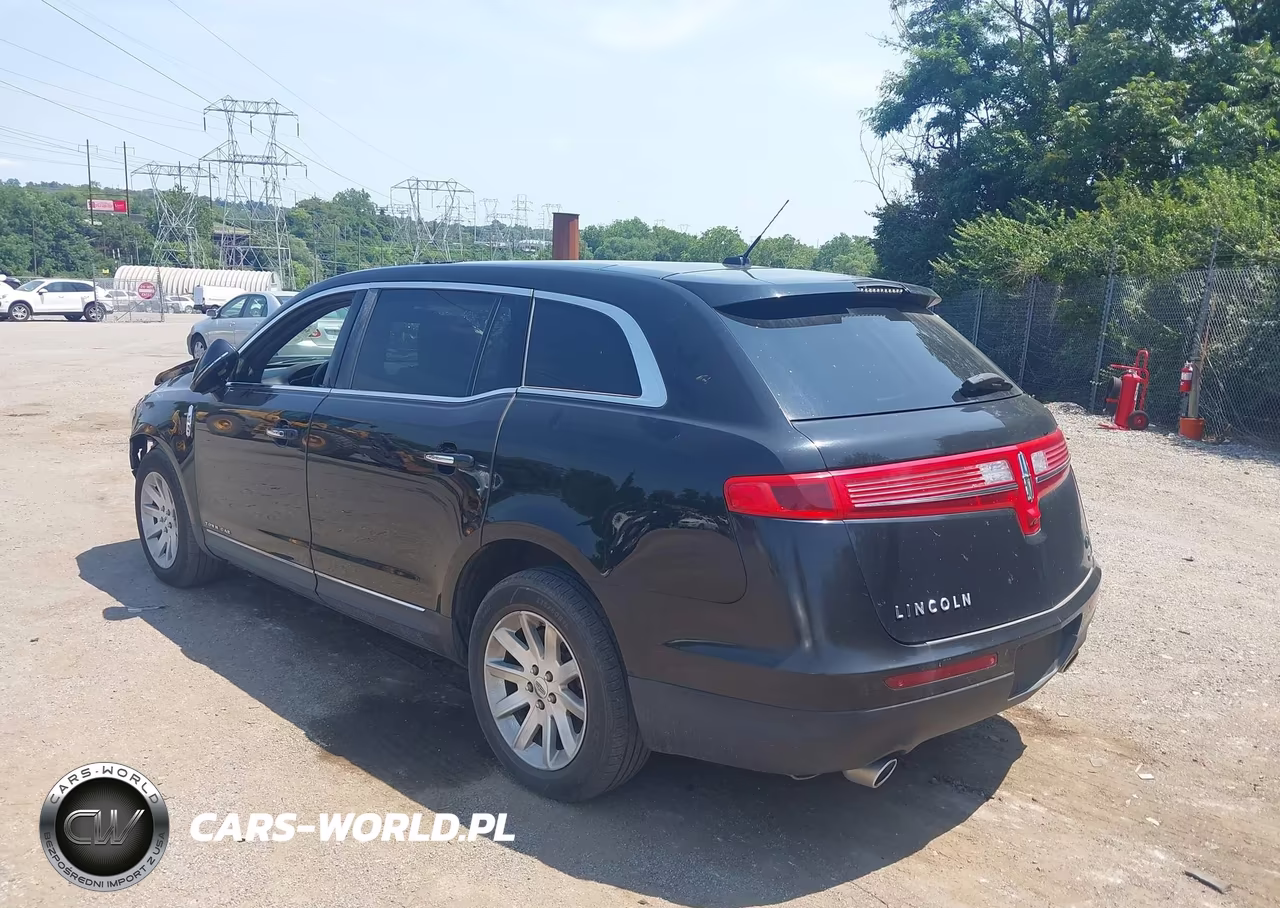 2018 Lincoln Mkt VIN:2LMHJ5NK5JBL01869 - 3