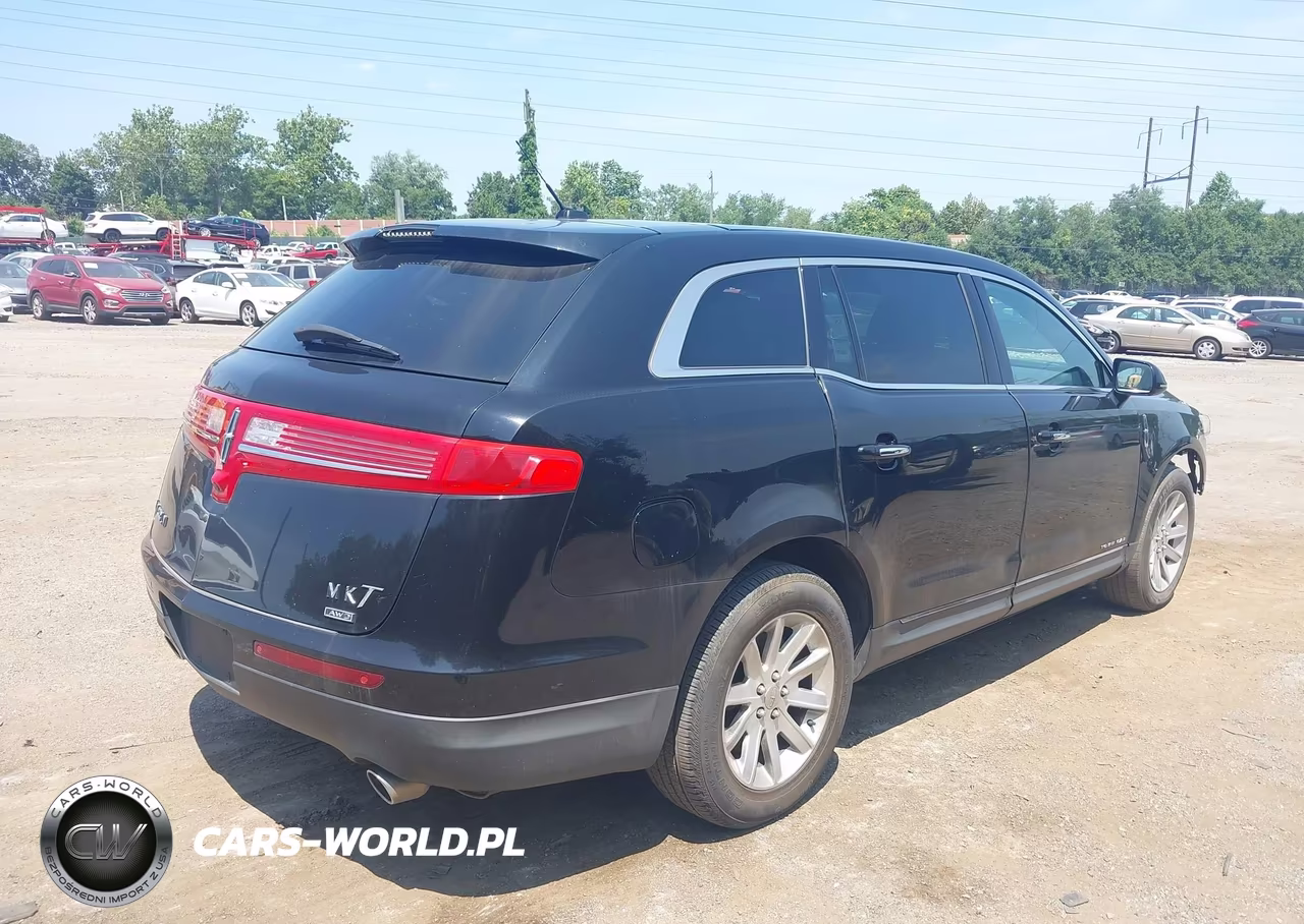 2018 Lincoln Mkt VIN:2LMHJ5NK5JBL01869 - 4