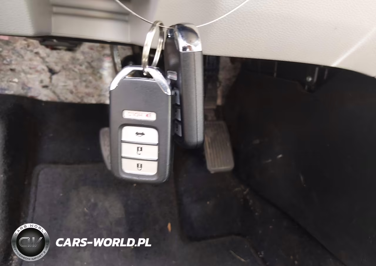 2015 Honda Accord Ex-L V-6 VIN:1HGCR3F89FA025355 - 11
