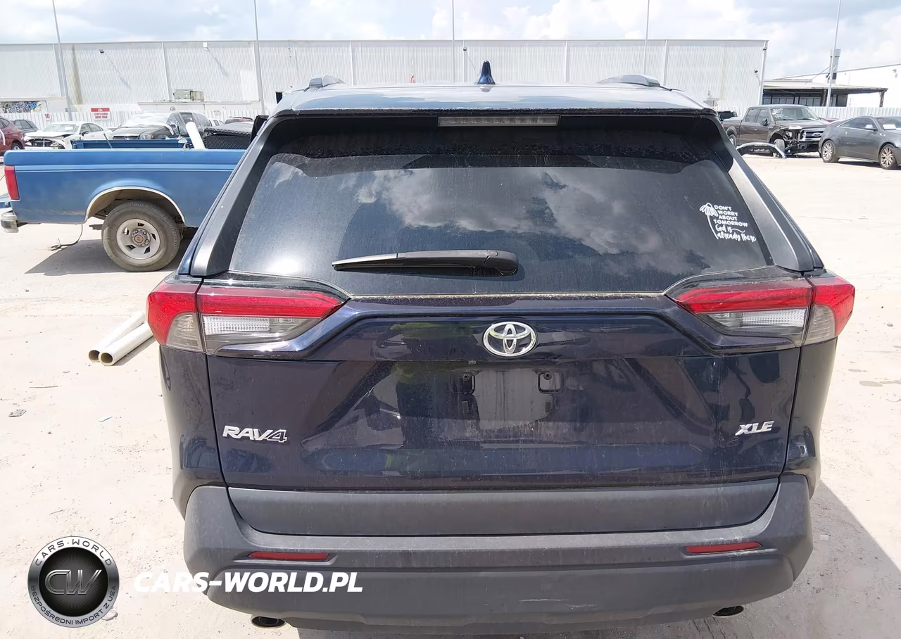 2021 Toyota Rav4 Xle Premium VIN:2T3C1RFV9MW184969 - 17