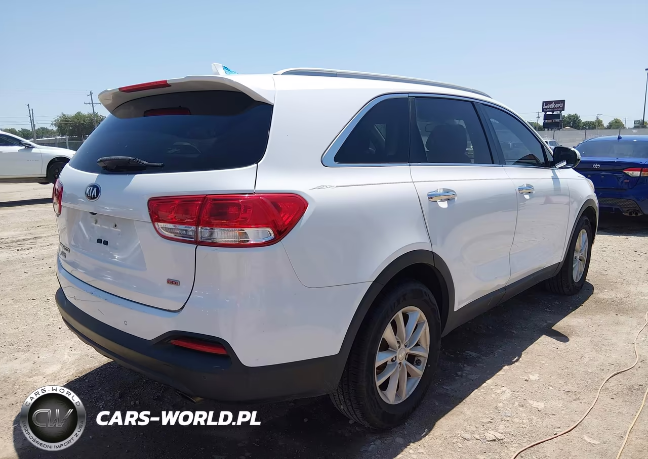 2016 Kia Sorento 2.4L Lx VIN:5XYPG4A31GG036407 - 4