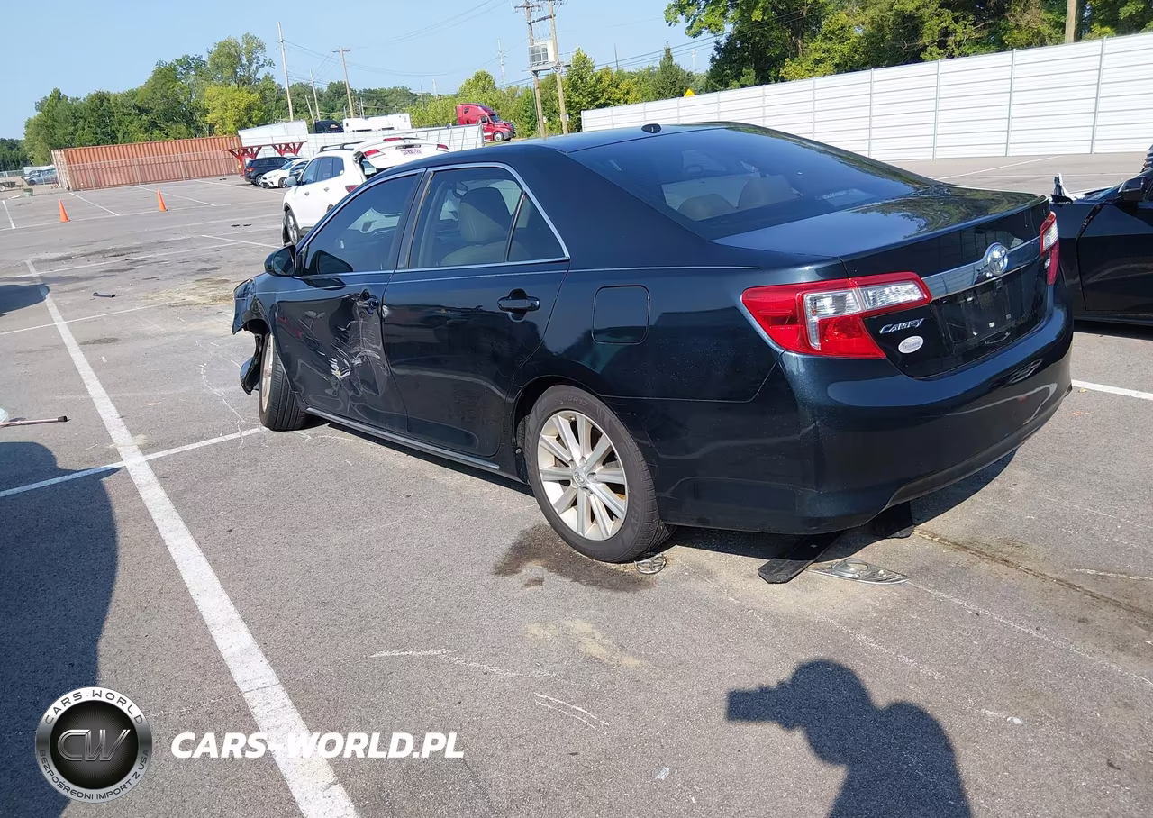 2012 Toyota Camry Xle VIN:4T4BF1FK1CR250836 - 3