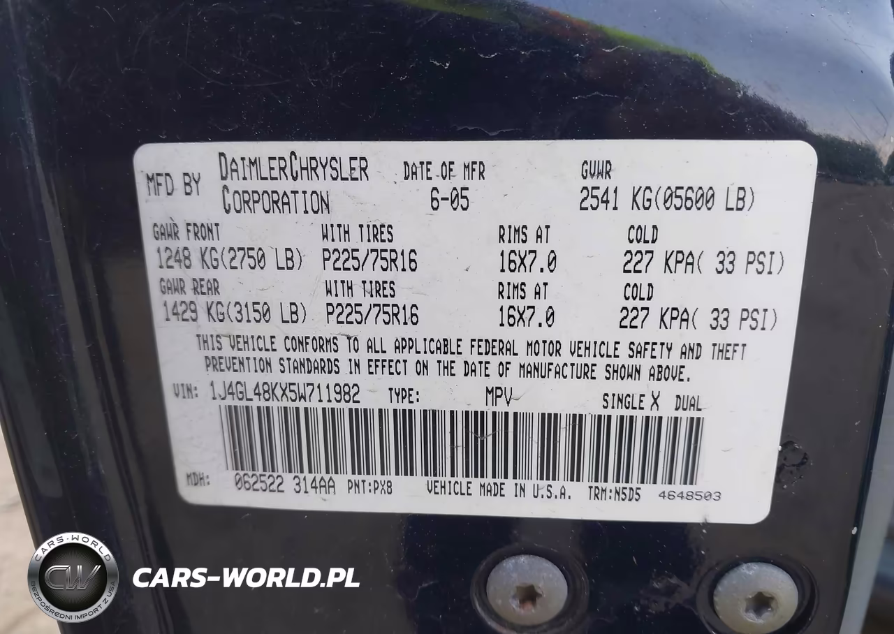 2005 Jeep Liberty Sport VIN:1J4GL48KX5W711982 - 9