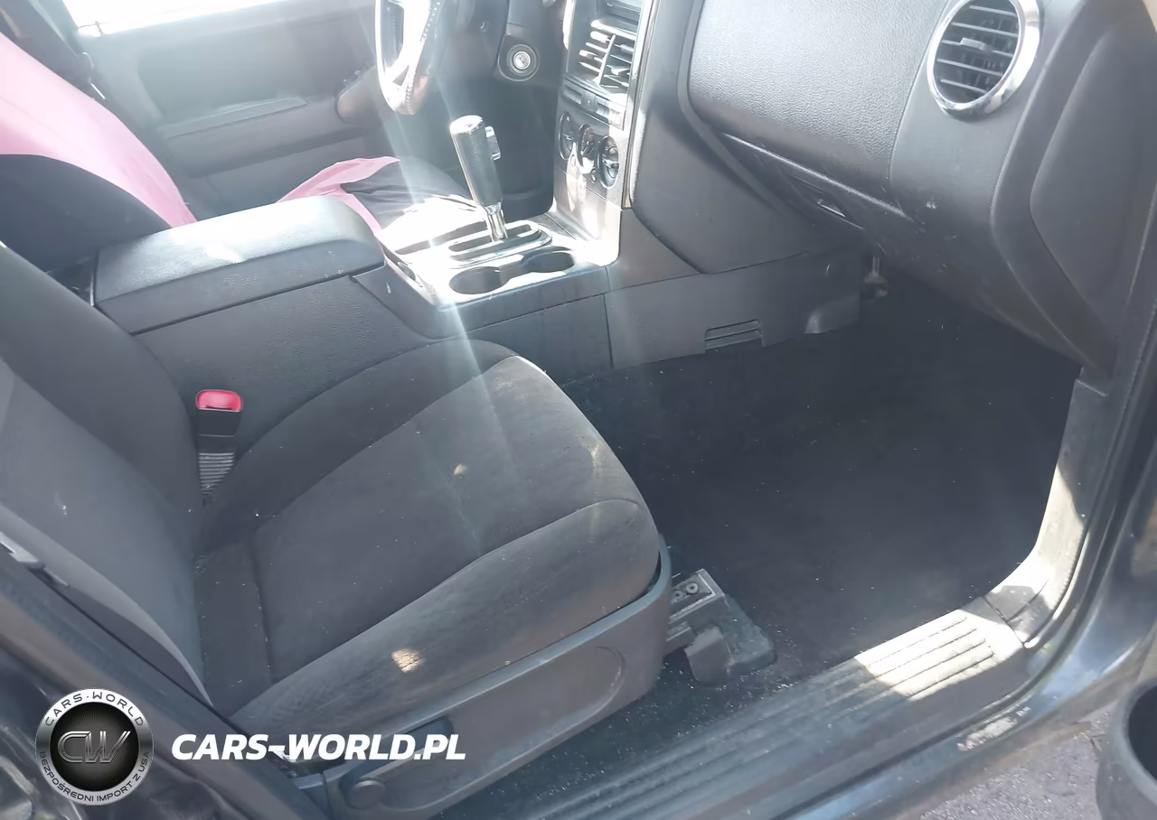 2010 Ford Explorer Xlt VIN:1FMEU6DEXAUA39056 - 5