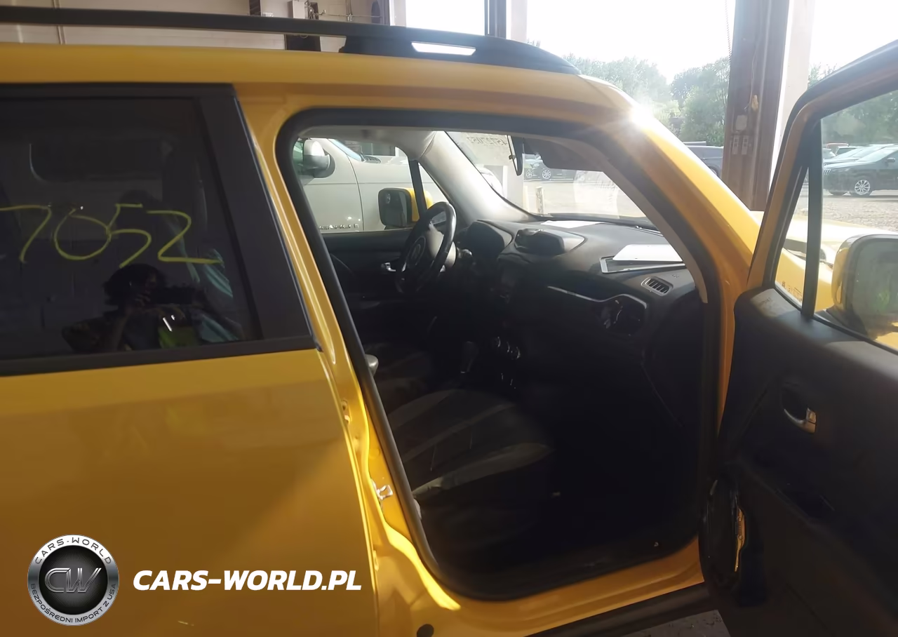 2017 Jeep Renegade Altitude VIN:ZACCJBBB7HPG31984 - 5
