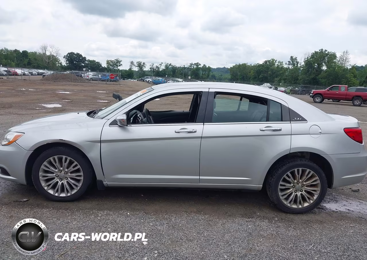 2012 Chrysler 200 Limited VIN:1C3CCBCB1CN330044 - 14
