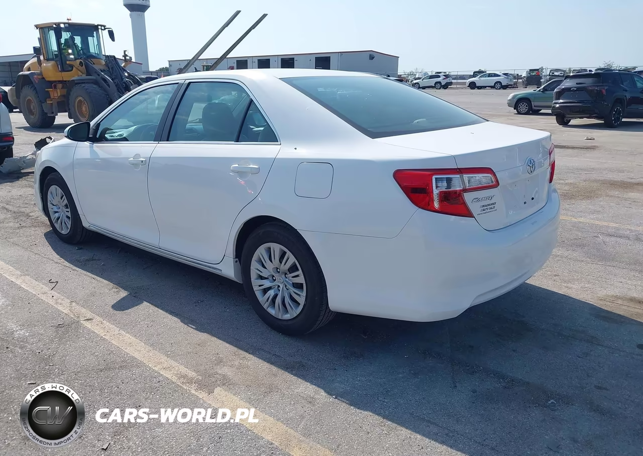 2012 Toyota Camry Le VIN:4T4BF1FK7CR249447 - 3