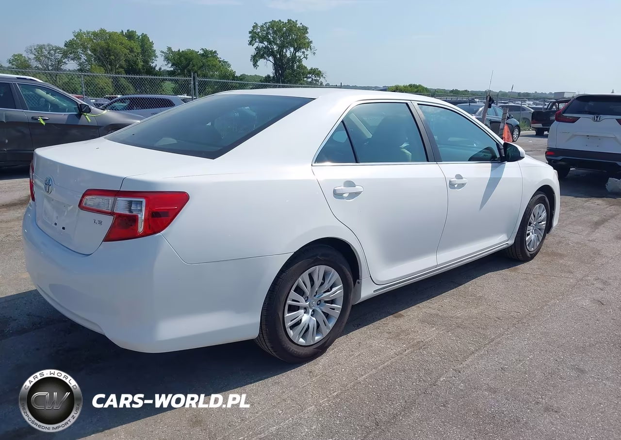 2012 Toyota Camry Le VIN:4T4BF1FK7CR249447 - 4