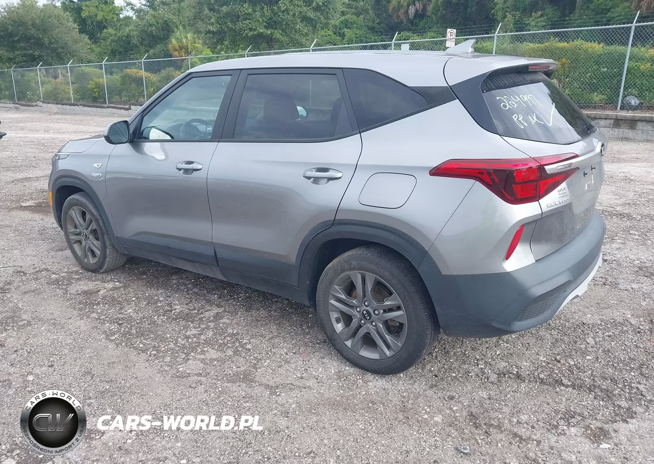 2021 Kia Seltos Lx VIN:KNDEPCAA1M7224997 - 3