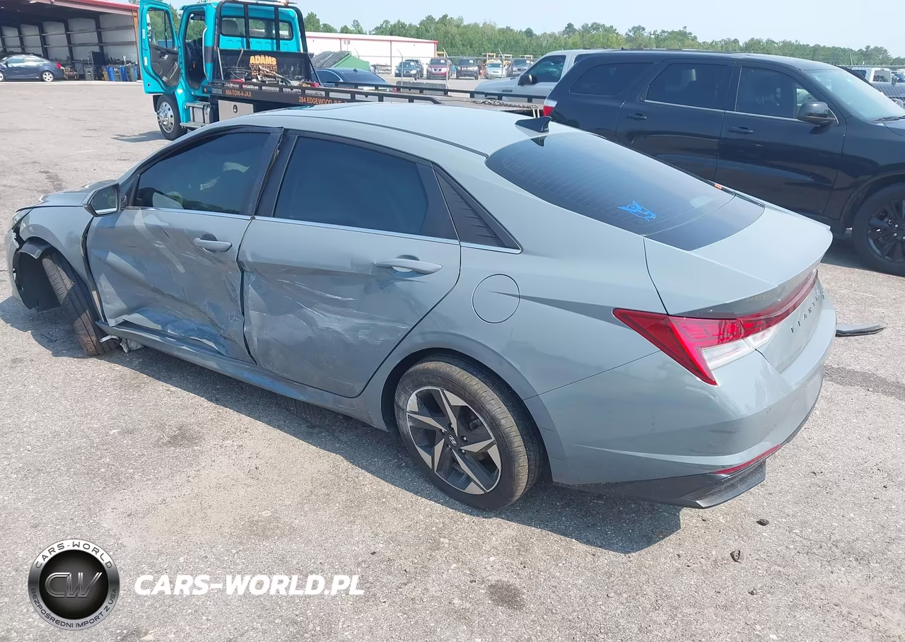 2023 Hyundai Elantra Hybrid Limited VIN:KMHLN4AJ4PU037659 - 3