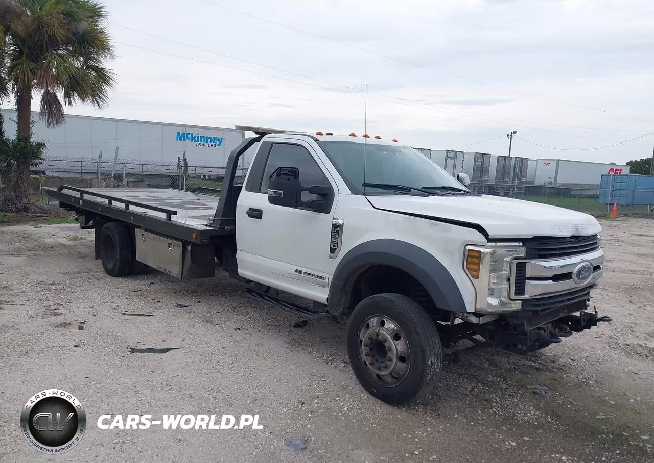 2019 Ford F-550 Chassis Xlt – zdjęcie 1 z 22