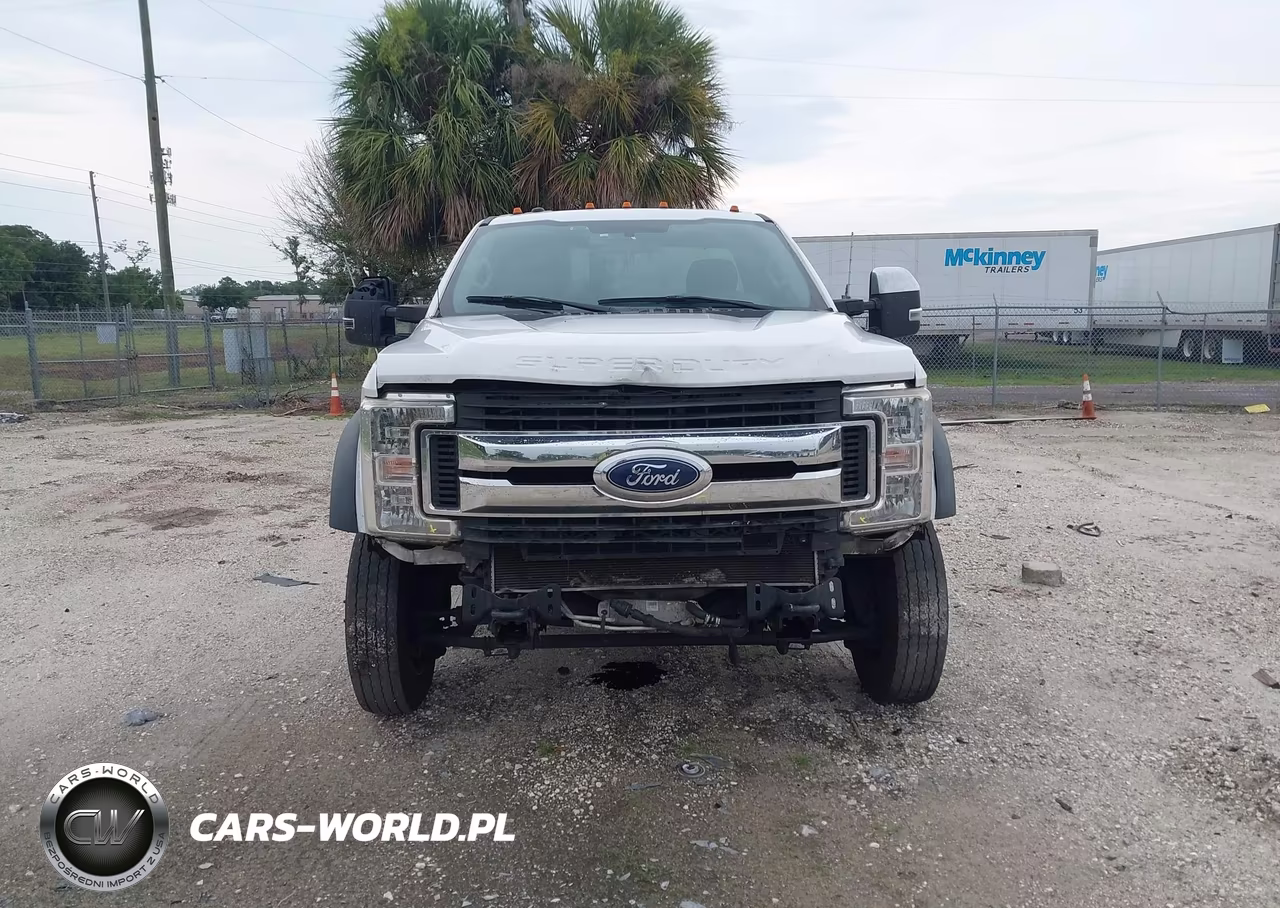 2019 Ford F-550 Chassis Xlt VIN:1FDUF5GTXKDA04187 - 11