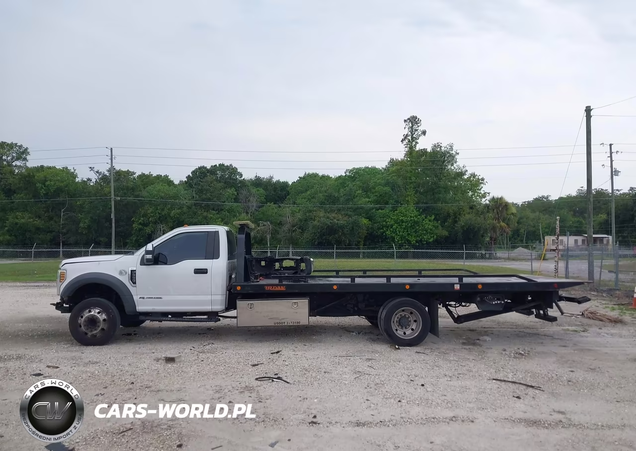 2019 Ford F-550 Chassis Xlt VIN:1FDUF5GTXKDA04187 - 18