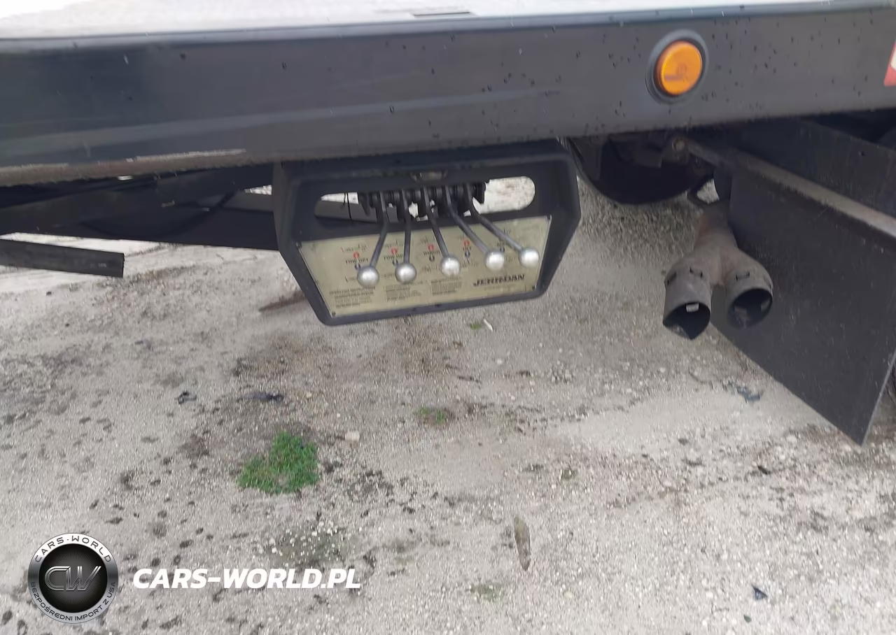 2019 Ford F-550 Chassis Xlt VIN:1FDUF5GTXKDA04187 - 22