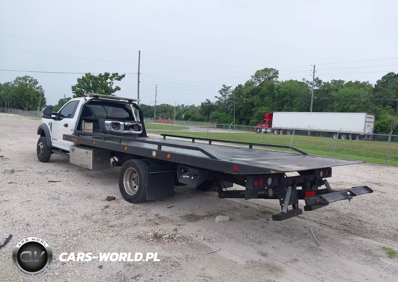 2019 Ford F-550 Chassis Xlt VIN:1FDUF5GTXKDA04187 - 3