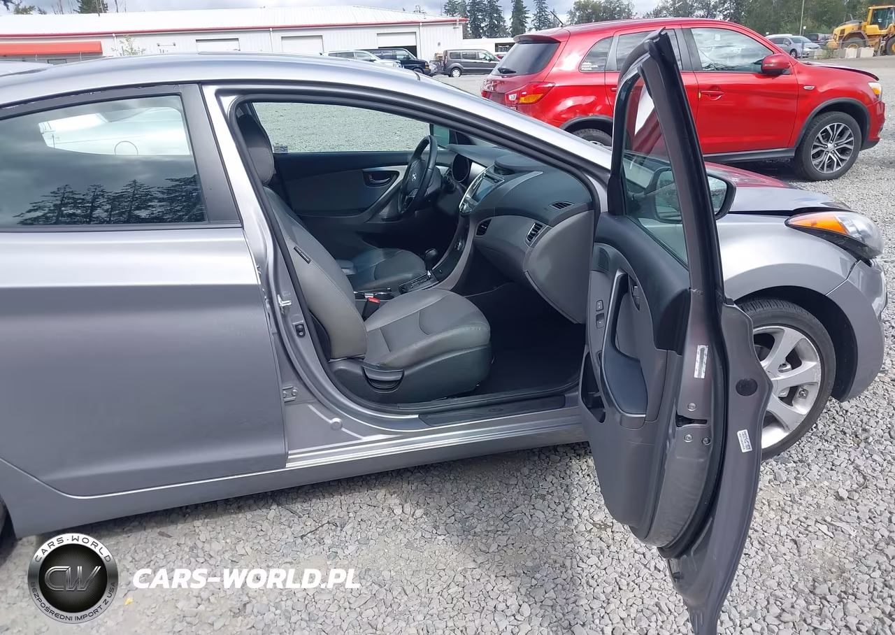 2013 Hyundai Elantra Limited VIN:KMHDH4AE9DU917279 - 5