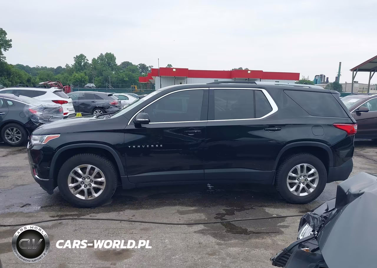 2018 Chevrolet Traverse Lt Cloth VIN:1GNERGKW4JJ101390 - 14