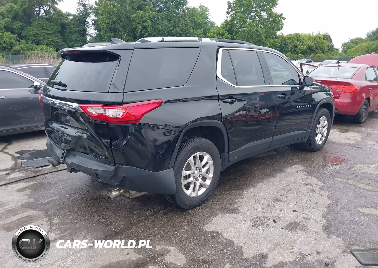 2018 Chevrolet Traverse Lt Cloth VIN:1GNERGKW4JJ101390 - 4