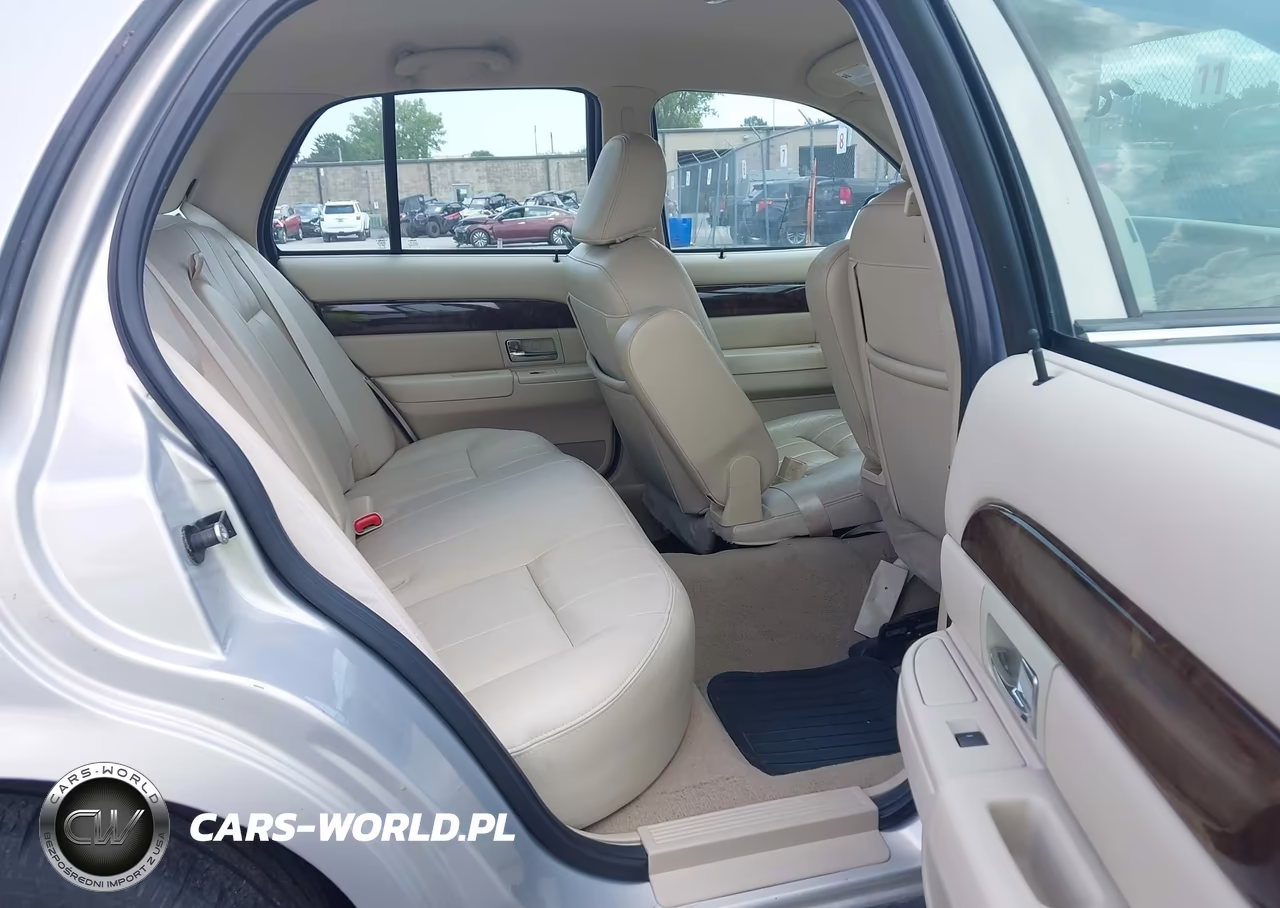 2010 Mercury Grand Marquis Ls (Fleet Only) VIN:2MEBM7FV5AX637704 - 8