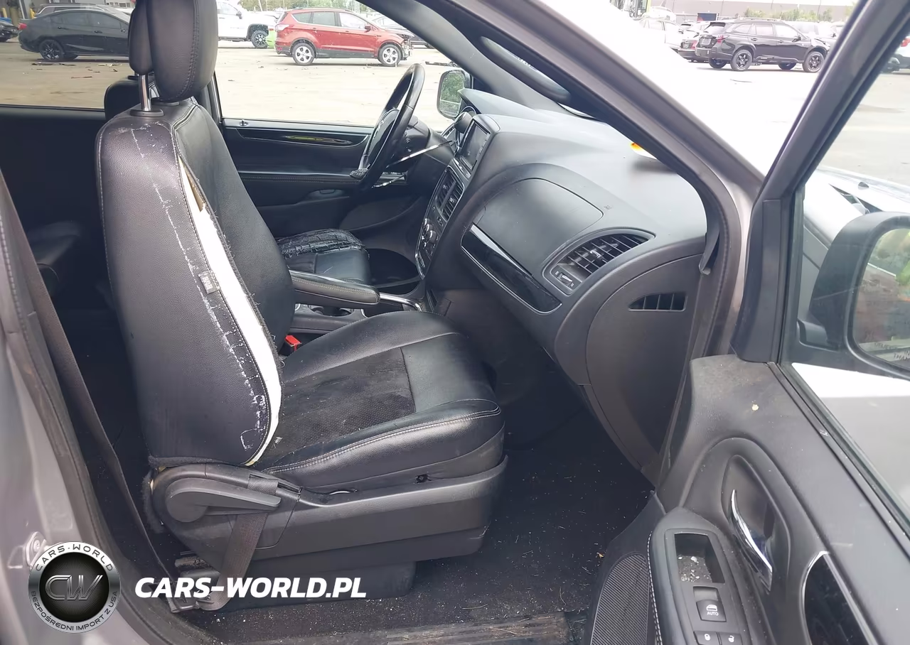 2016 Dodge Grand Caravan Sxt VIN:2C4RDGCG7GR226114 - 5
