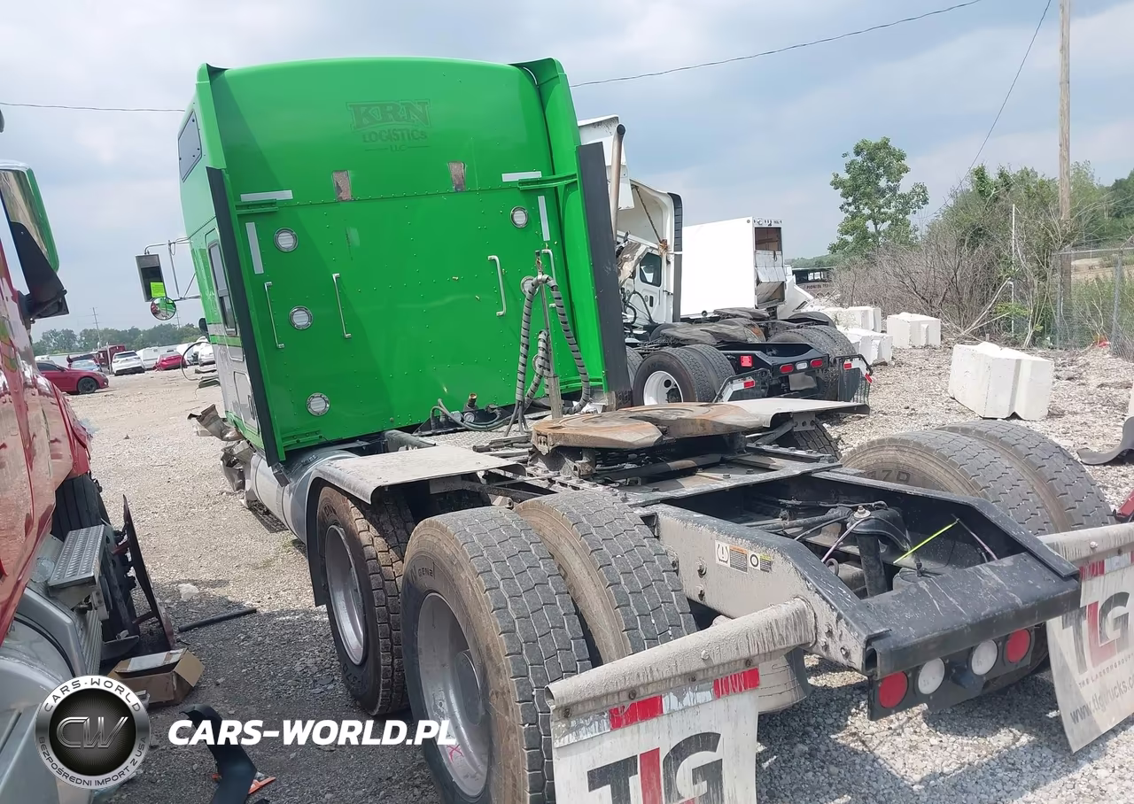 2021 Kenworth W900 VIN:1XKWD49X4MR453744 - 3