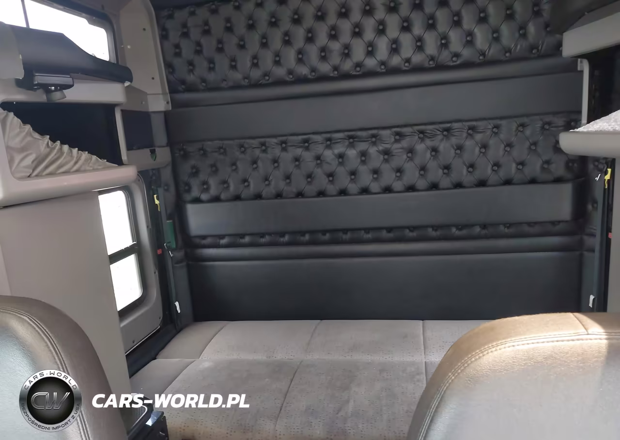 2021 Kenworth W900 VIN:1XKWD49X4MR453744 - 7