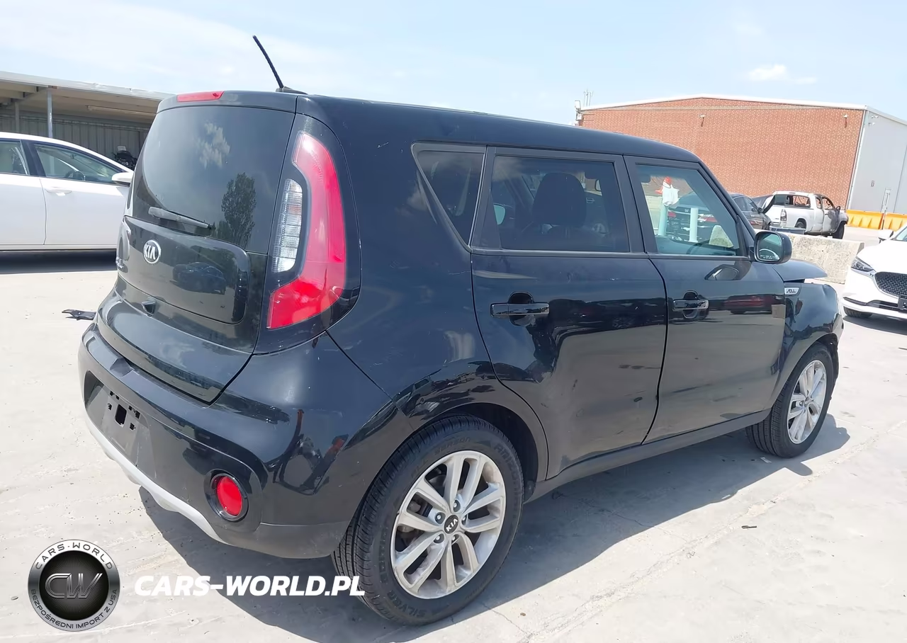 2017 Kia Soul + VIN:KNDJP3A52H7478080 - 4