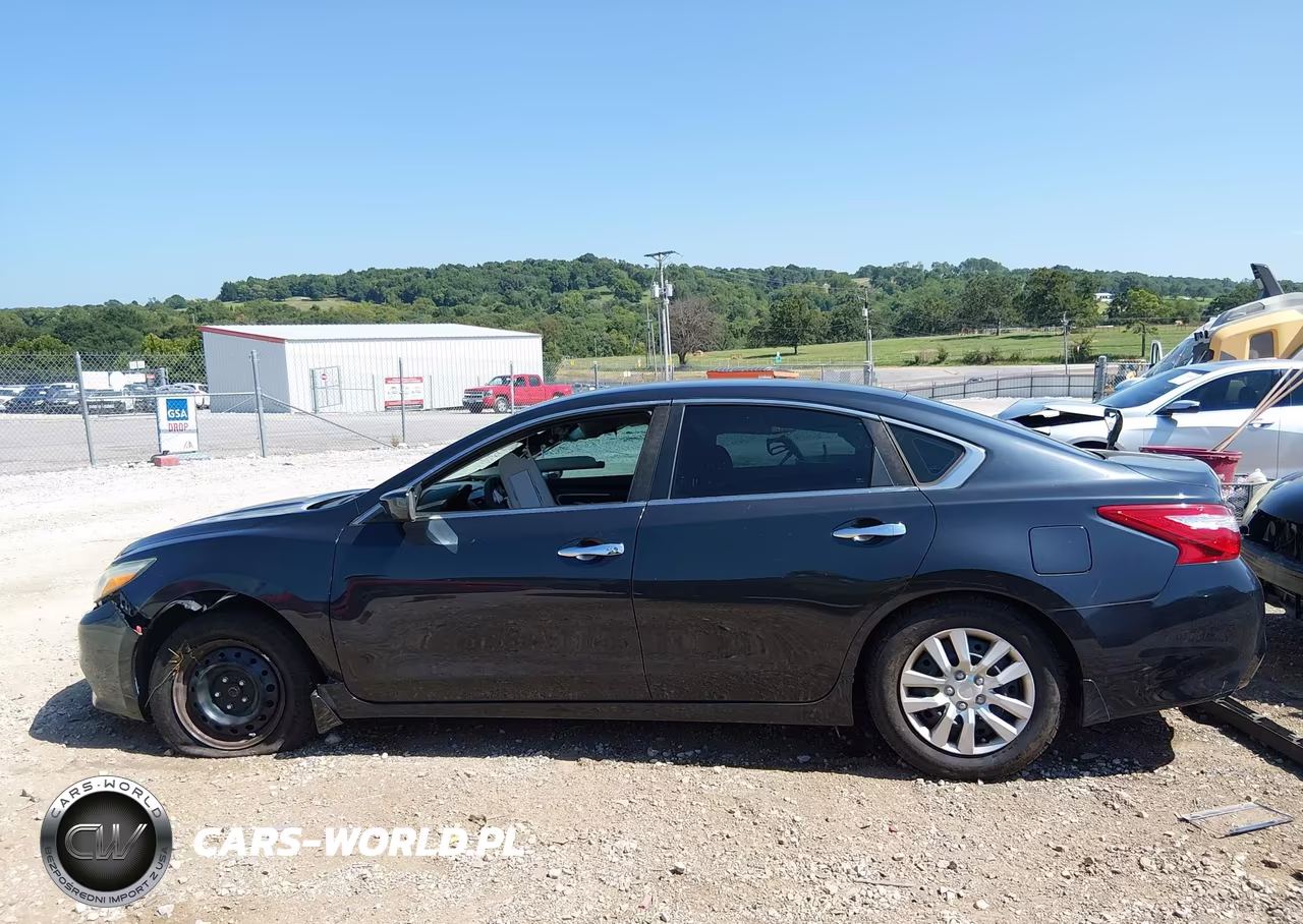 2016 Nissan Altima 2.5 S VIN:1N4AL3AP9GC118572 - 15