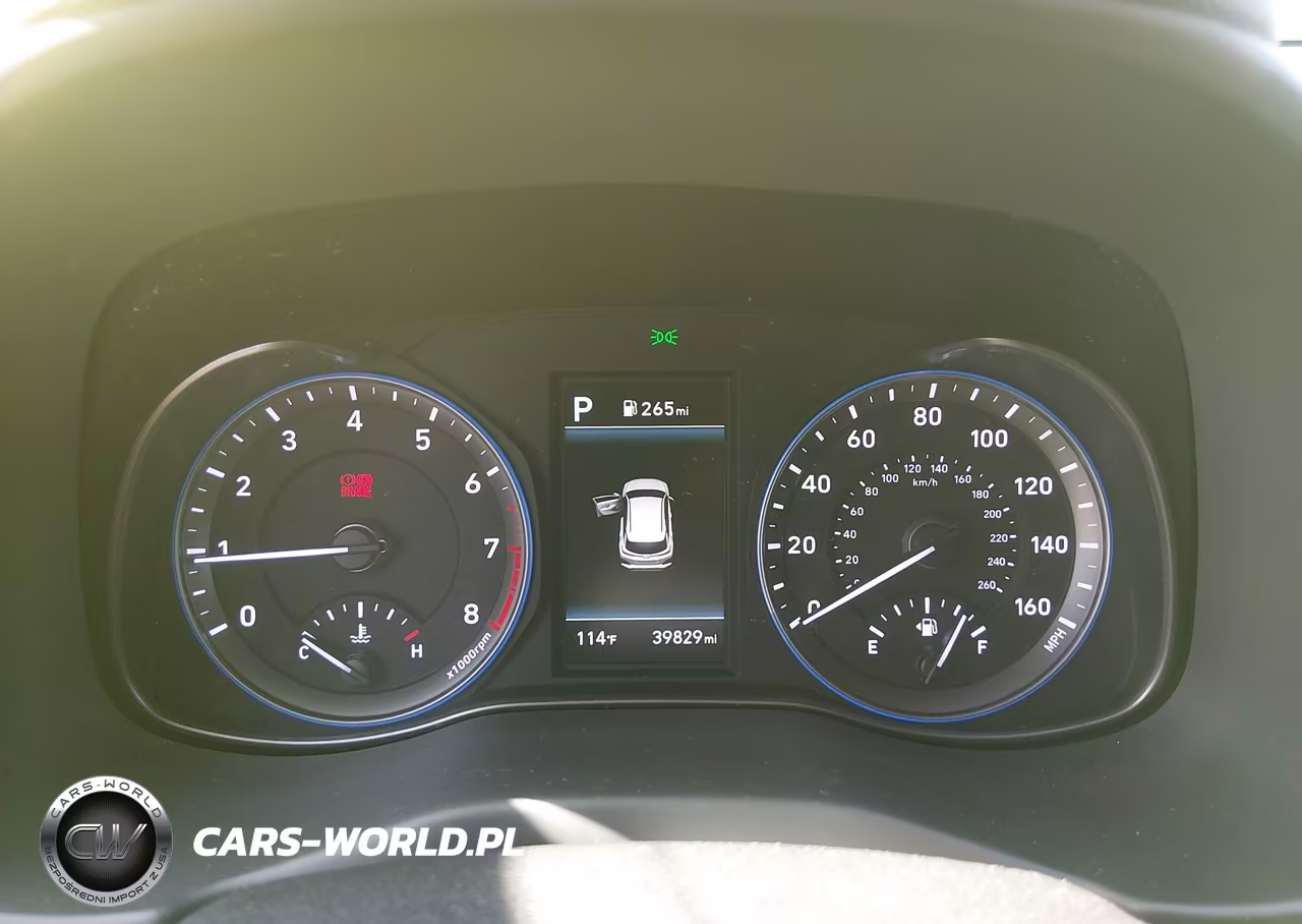 2020 Hyundai Kona Ultimate VIN:KM8K5CA56LU548650 - 7