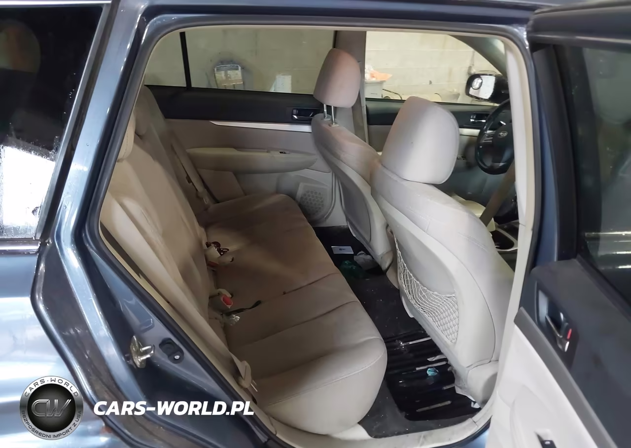 2013 Subaru Outback 2.5I Premium VIN:4S4BRBGC2D3310581 - 8