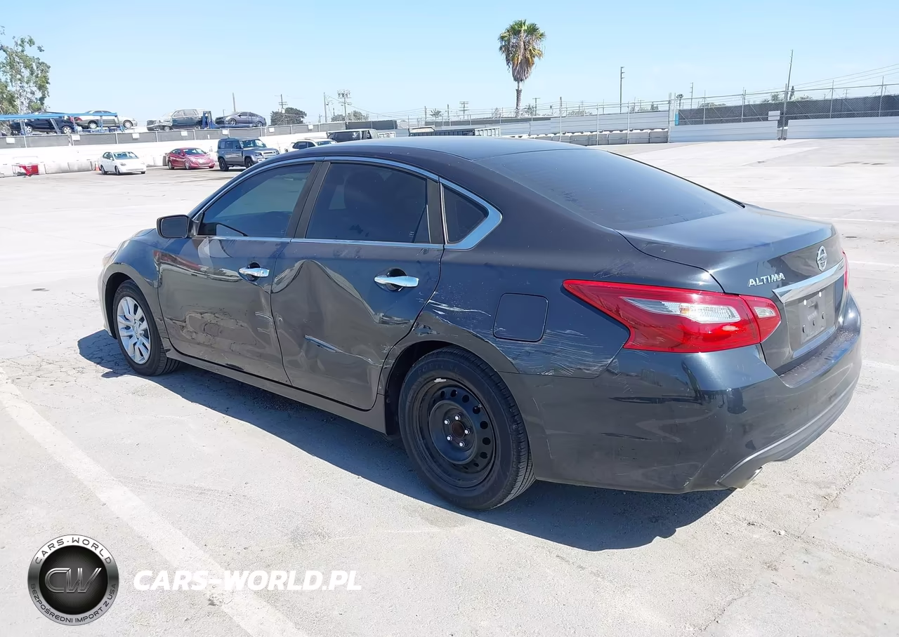2018 Nissan Altima 2.5 S VIN:1N4AL3AP3JC264022 - 3