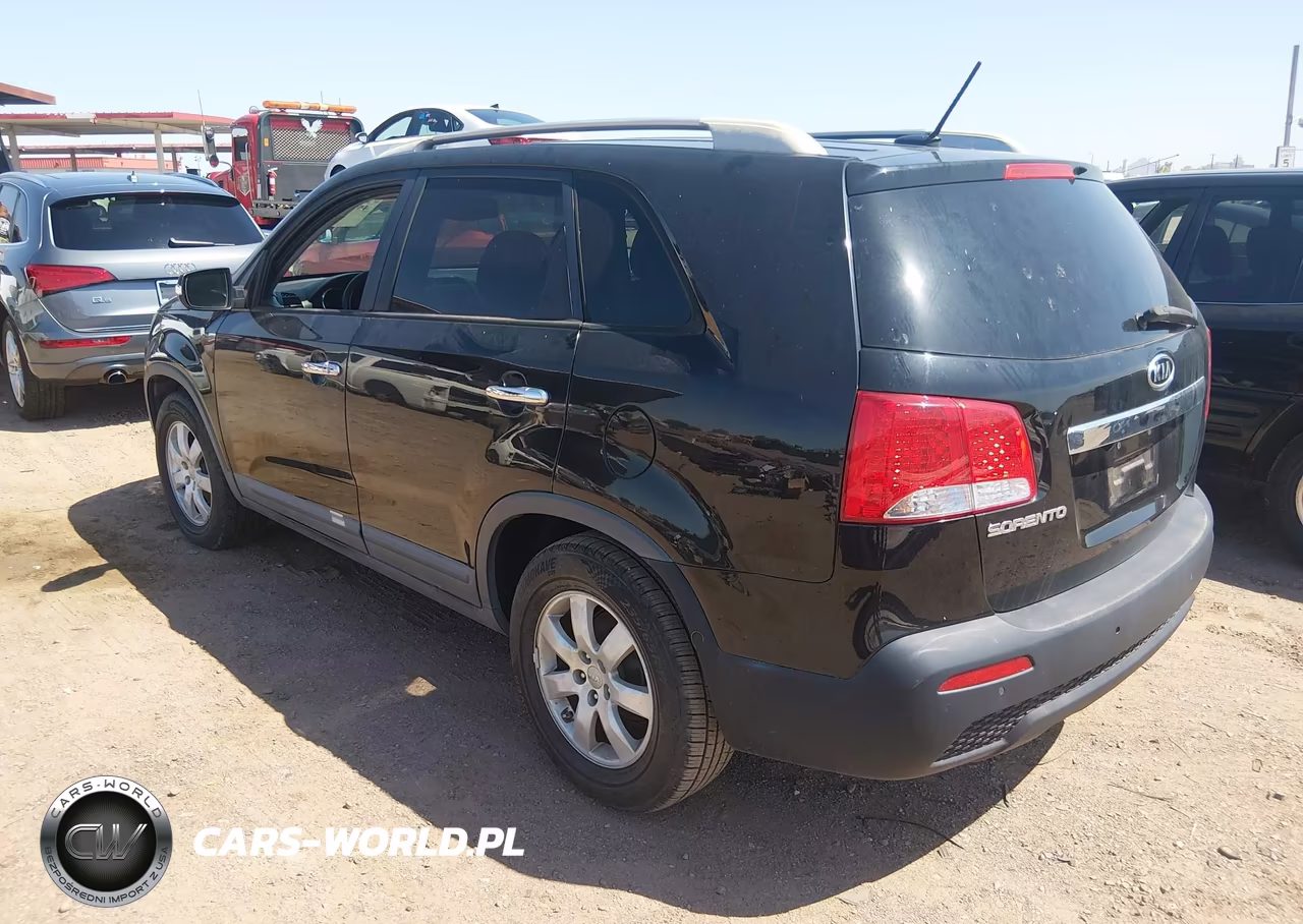 2012 Kia Sorento Lx VIN:5XYKT3A61CG299775 - 3