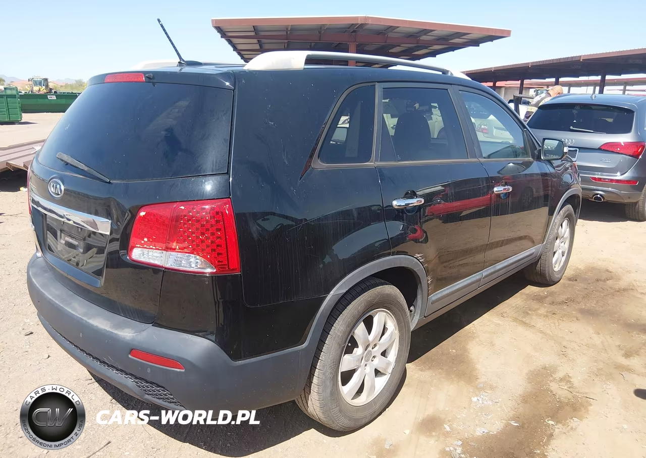 2012 Kia Sorento Lx VIN:5XYKT3A61CG299775 - 4