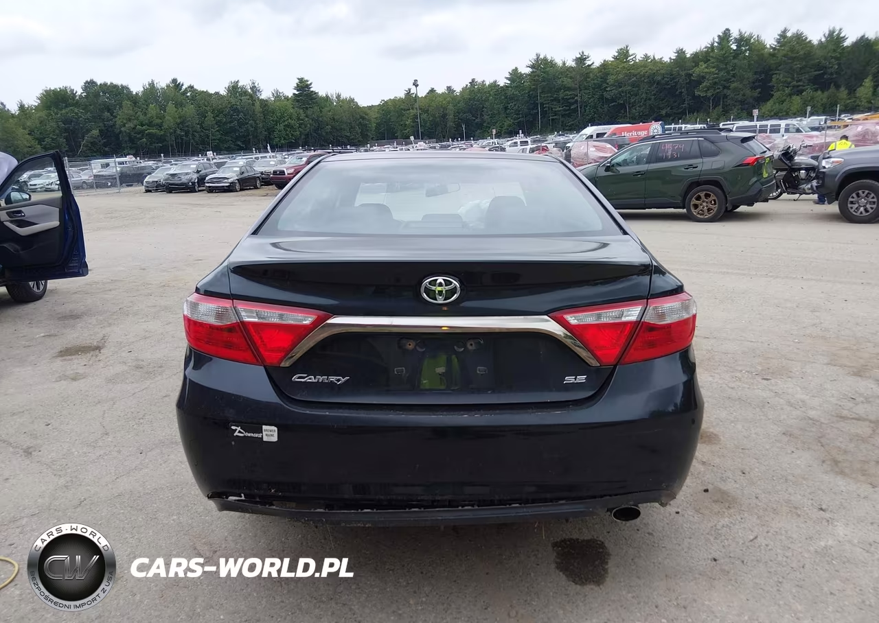2017 Toyota Camry Se VIN:4T1BF1FK1HU437429 - 17