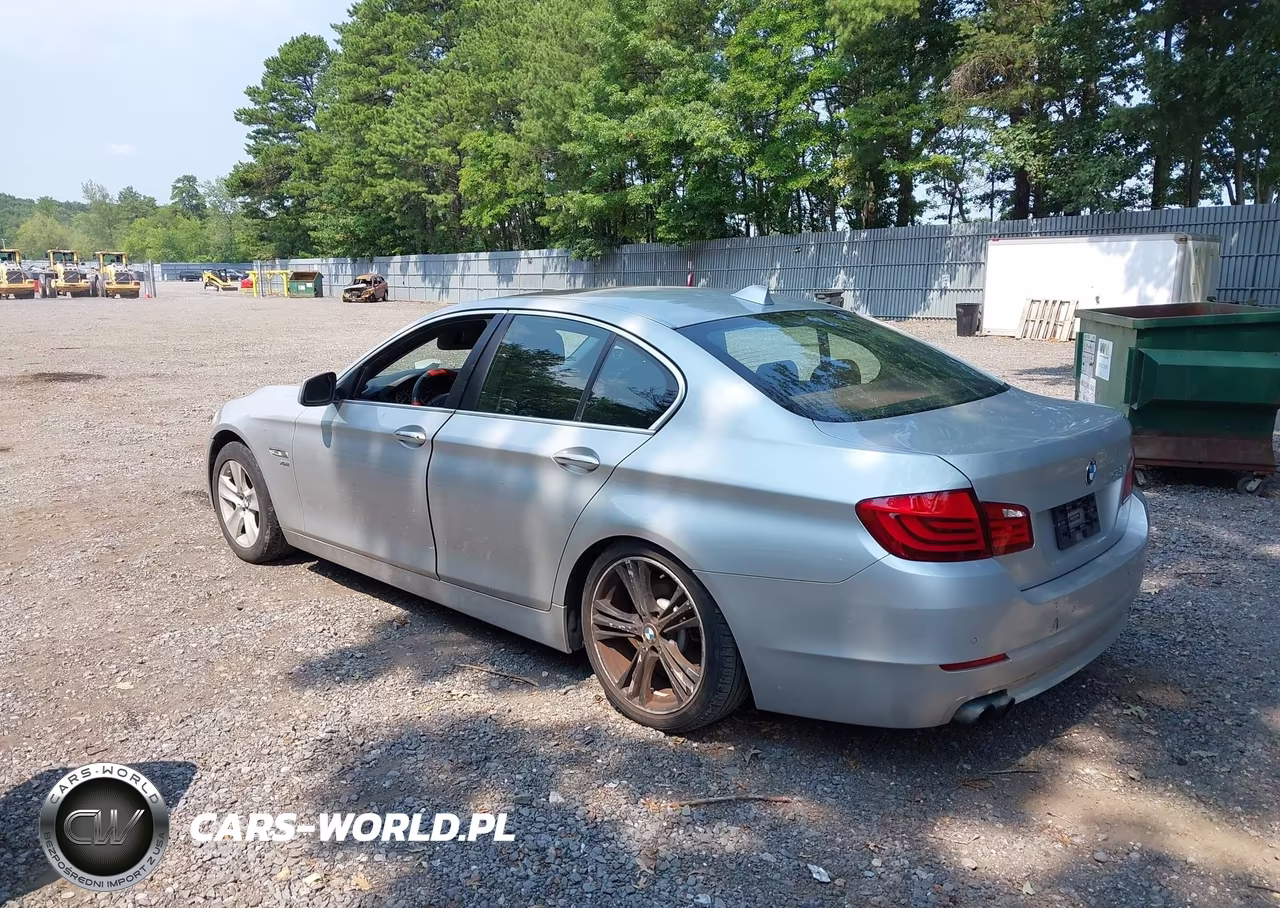 2012 BMW 528I xDrive VIN:WBAXH5C57CDW07986 - 3