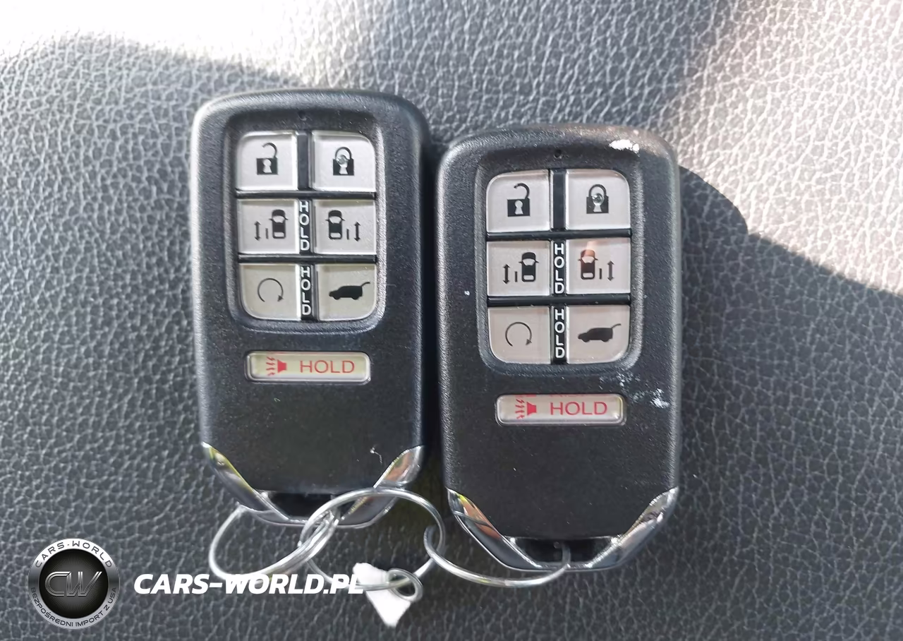 2023 Honda Odyssey Touring VIN:5FNRL6H83PB016815 - 11
