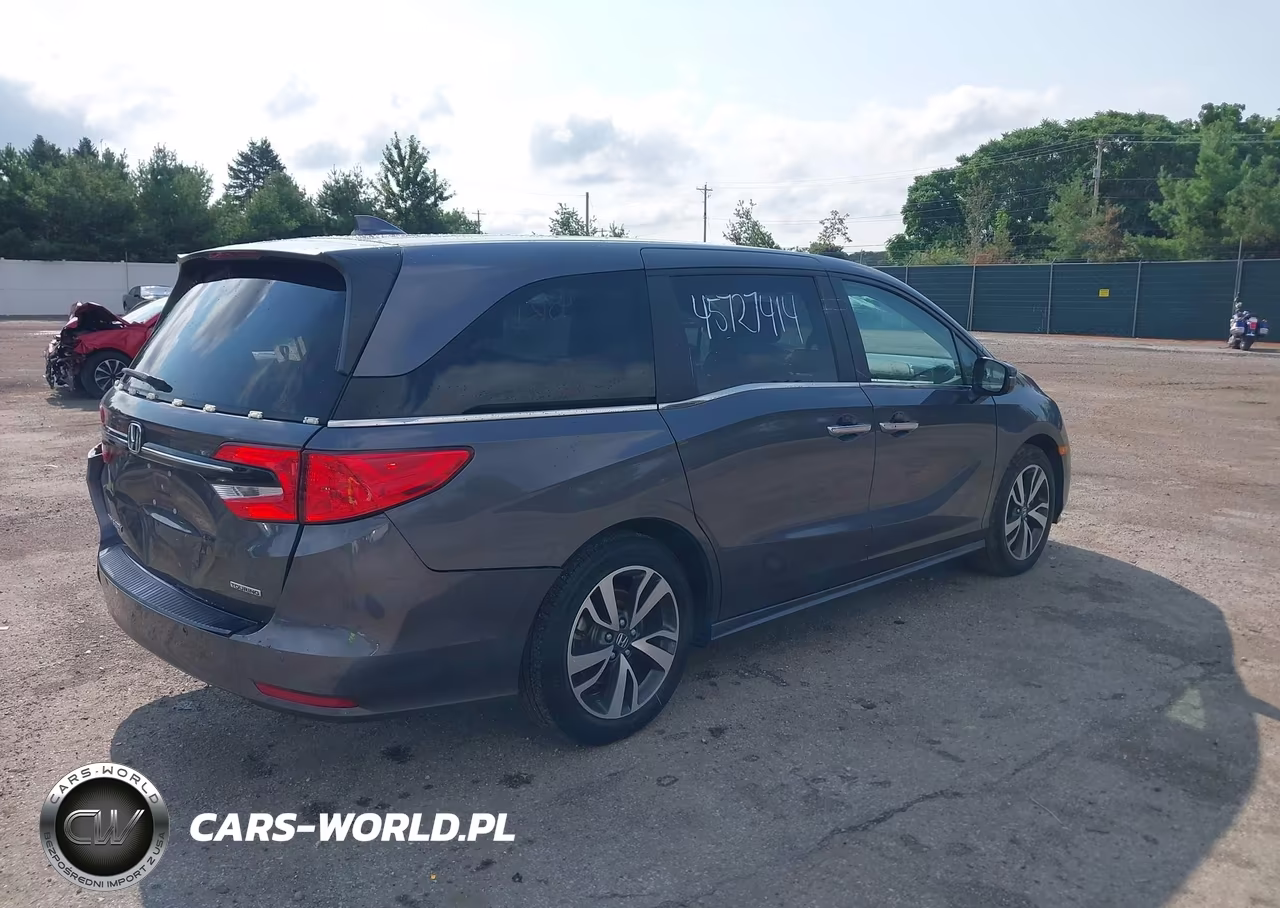 2023 Honda Odyssey Touring VIN:5FNRL6H83PB016815 - 4
