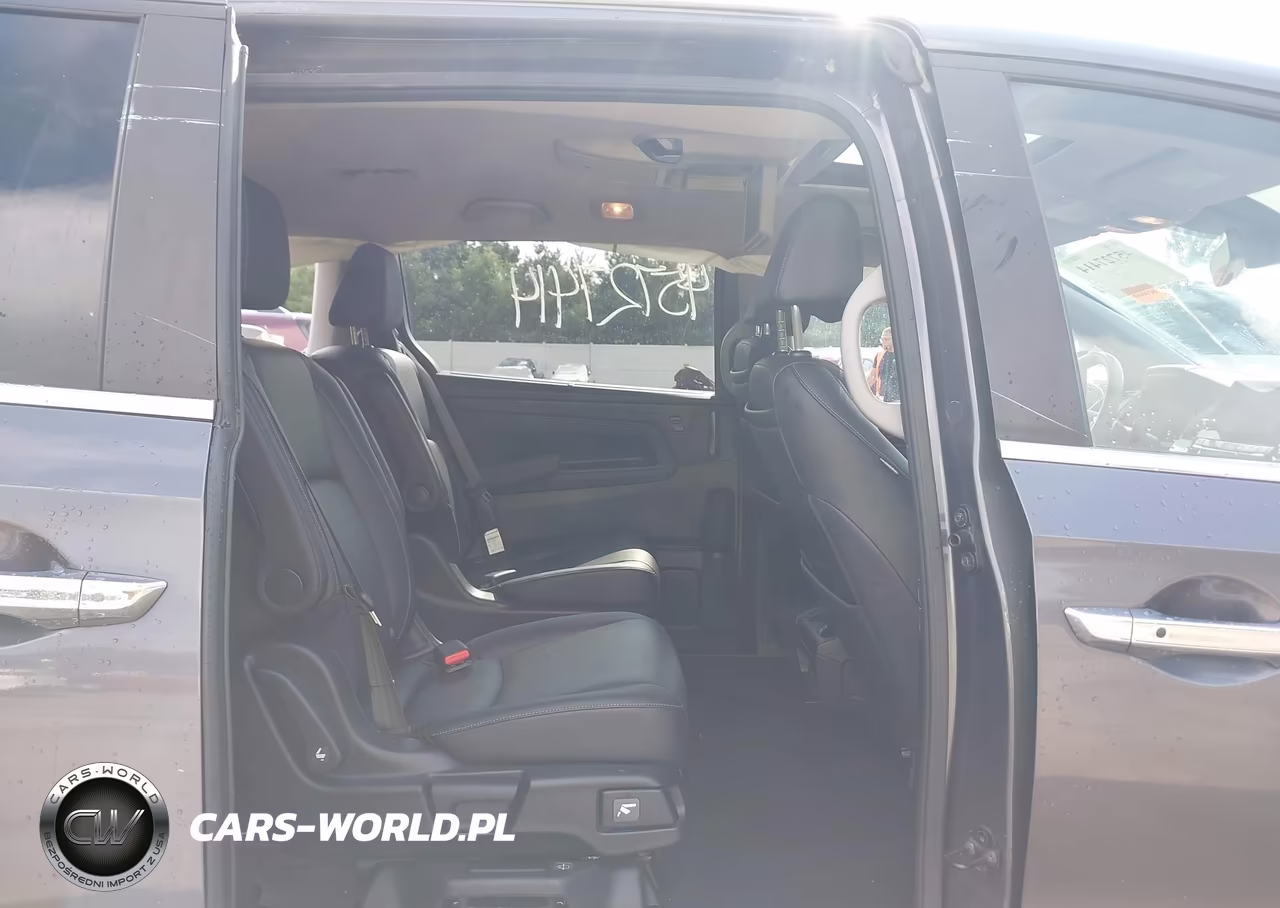 2023 Honda Odyssey Touring VIN:5FNRL6H83PB016815 - 8