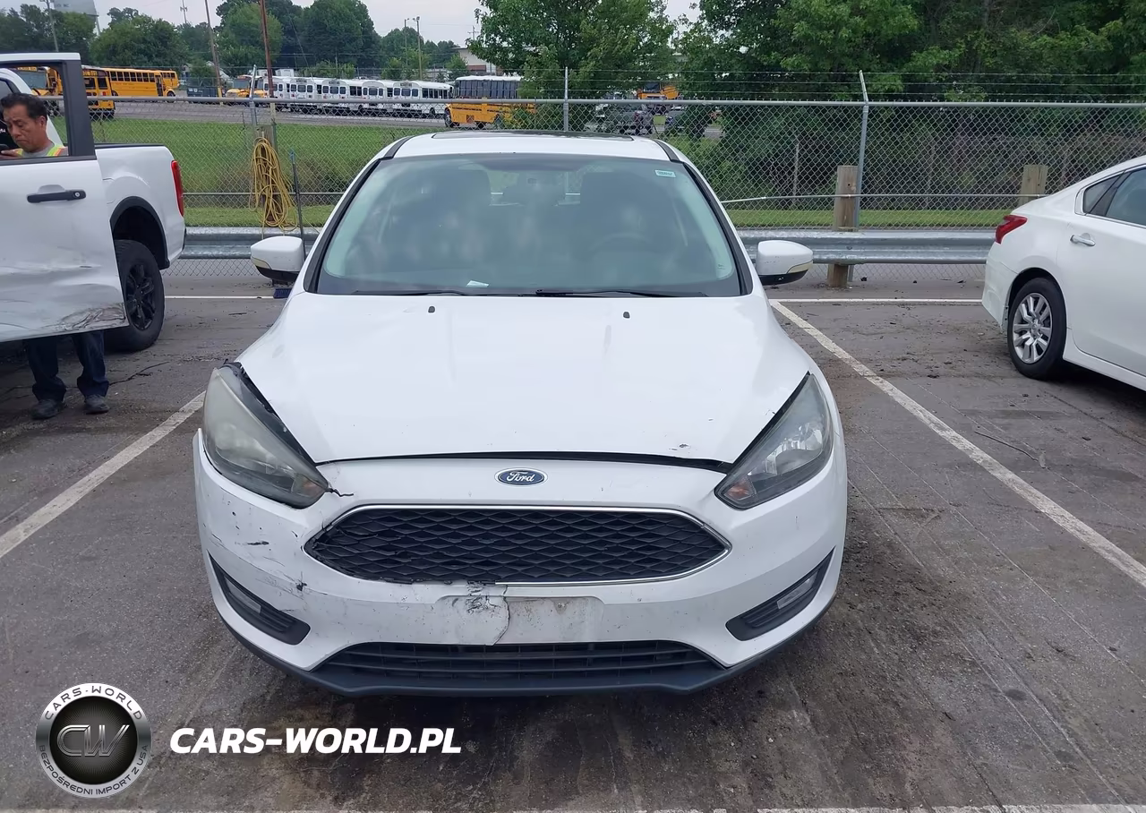 2017 Ford Focus Sel VIN:1FADP3M23HL281916 - 12