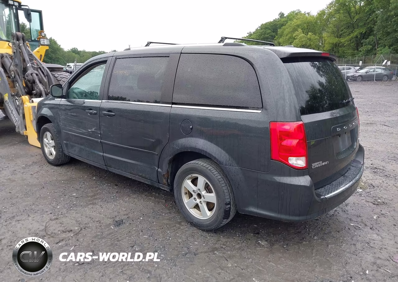 2011 Dodge Grand Caravan Crew VIN:2D4RN5DG2BR720666 - 3