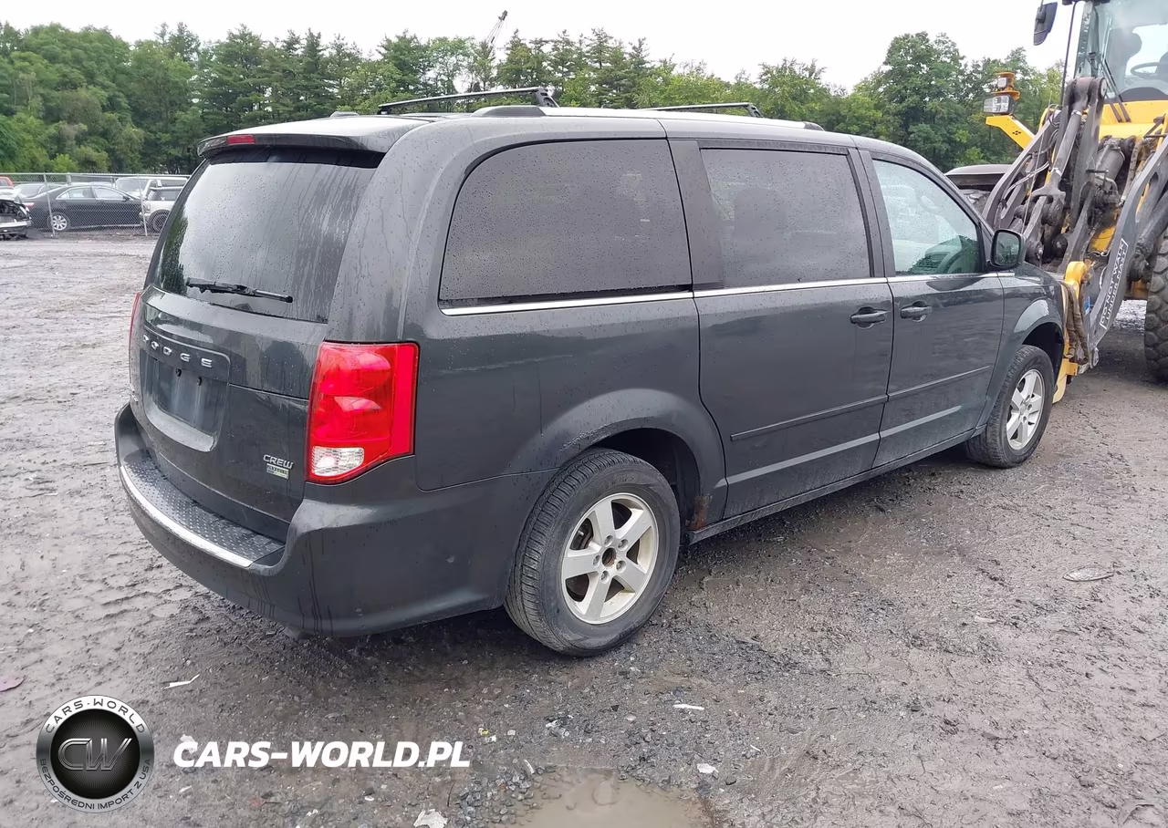 2011 Dodge Grand Caravan Crew VIN:2D4RN5DG2BR720666 - 4