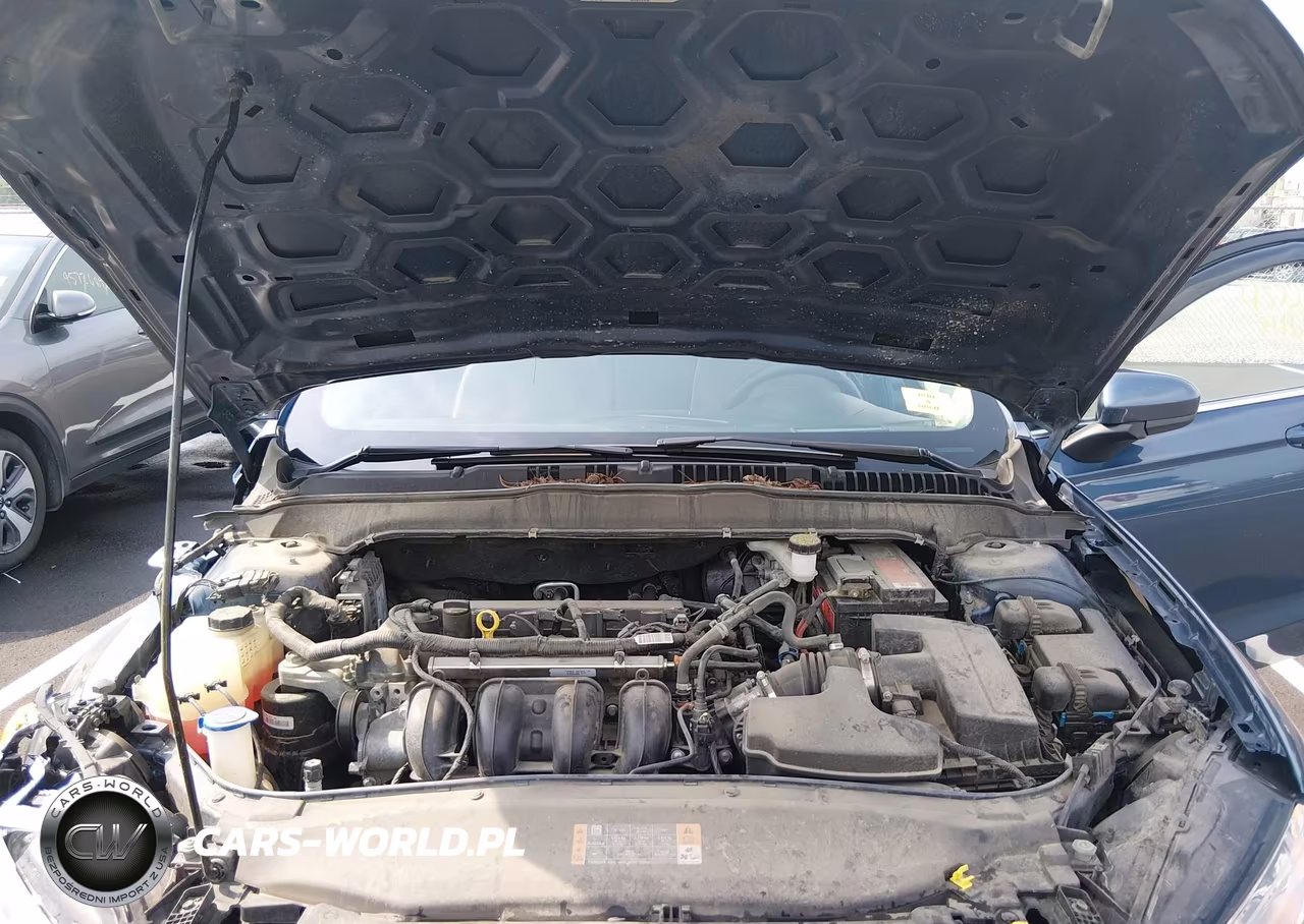 2019 Ford Fusion S VIN:3FA6P0G71KR275622 - 9