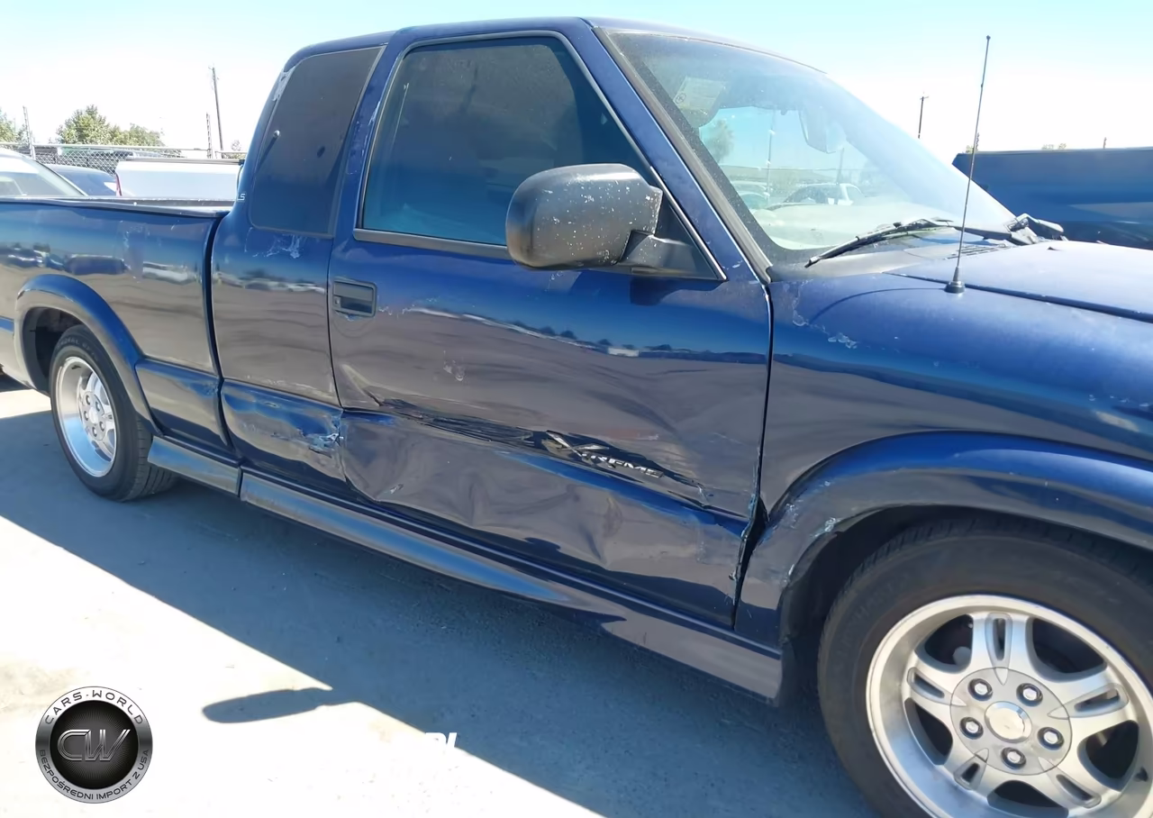 2003 Chevrolet S-10 Ls VIN:1GCCS19X138220038 - 6