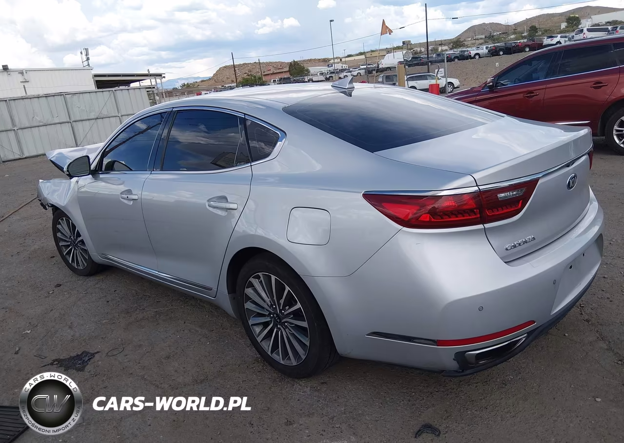 2018 Kia Cadenza Premium VIN:KNALC4J12J5105319 - 3