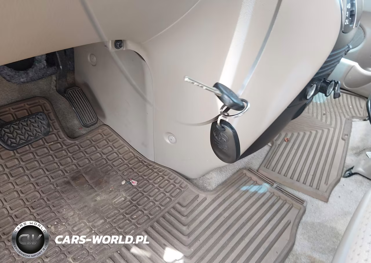 2010 Toyota Sienna Le VIN:5TDKK4CC4AS343442 - 11