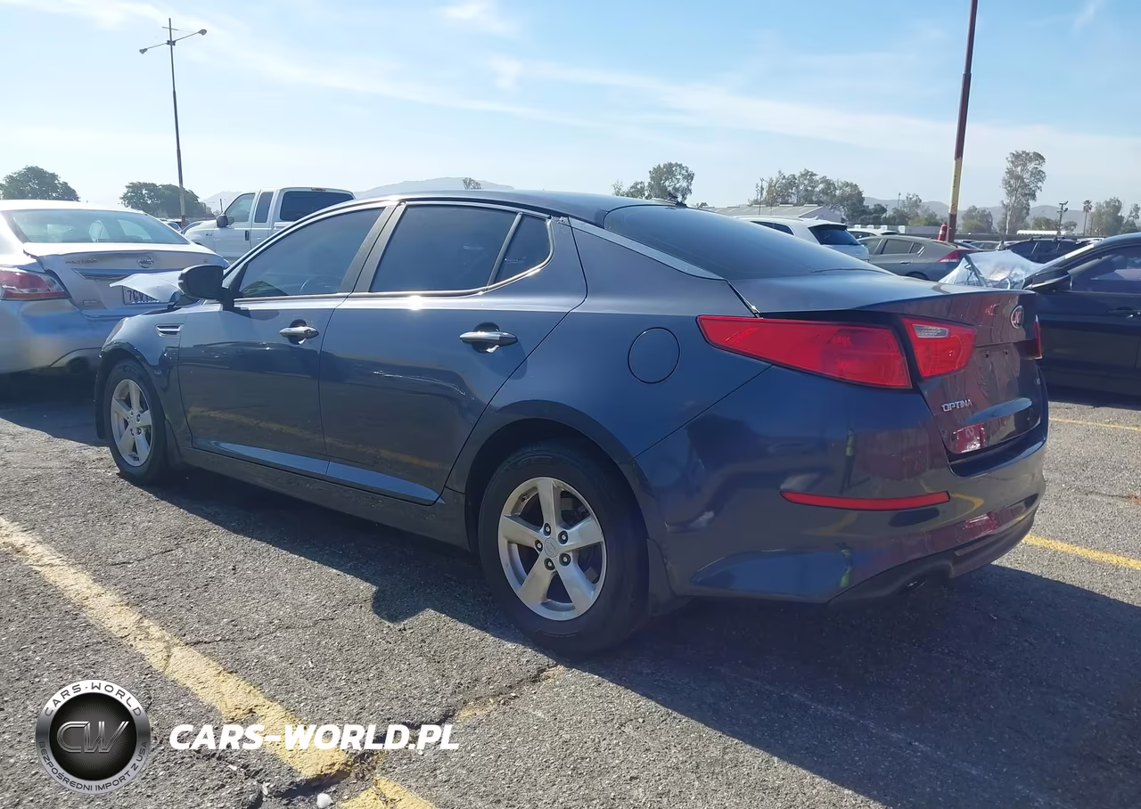 2015 Kia Optima Lx VIN:5XXGM4A74FG483733 - 3